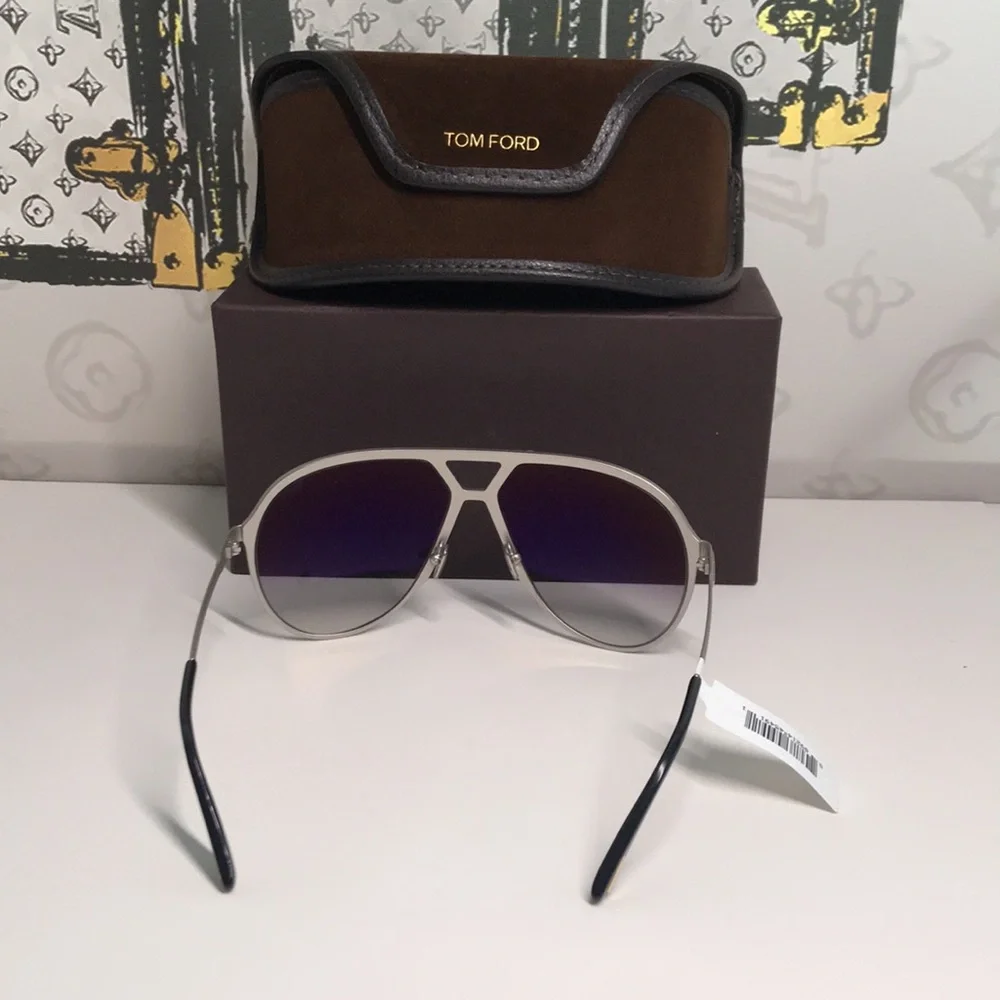 NEW AUTHENTIC Tom Ford Silver Aviator Sunglasses TF1060 16B